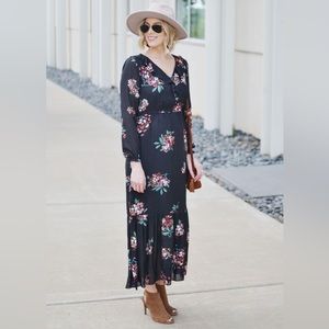Anne Taylor Loft Petite floral maxi dress